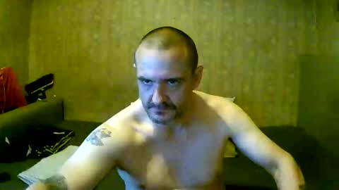 Snapshot of goosey77 chatting on September 28, 9:24 pm Goosey77 online show from September 28, 9:24 pm