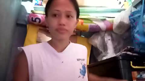 GorgeousPinay babe online show from March 31, 12:00 am