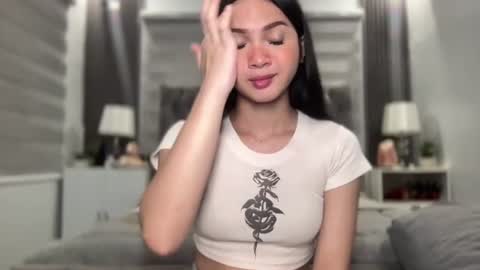 D I A N A online show from July 22, 1:46 pm