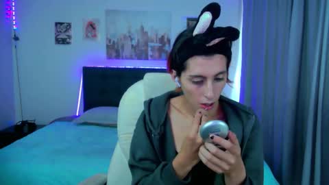 goth_minerva online show from March 24, 2:01 pm