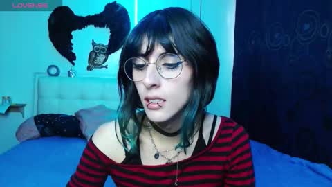 goth_minerva online show from September 9, 1:44 pm