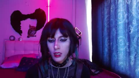 goth_minerva online show from September 11, 2:07 pm