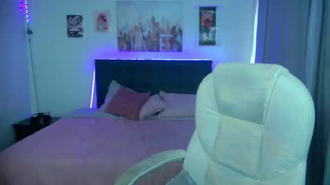 goth_minerva online show from March 22, 1:26 pm