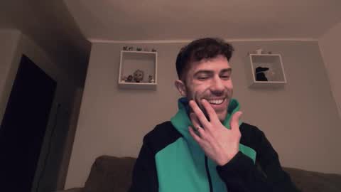 gottalovelatinas online show from February 20, 6:32 pm