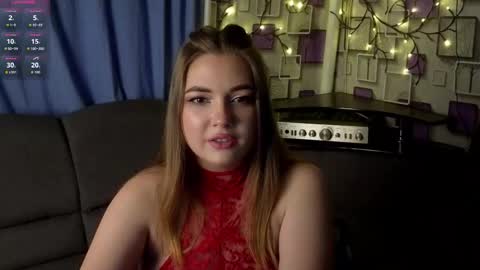Snapshot of grace054 chatting on October 12, 11:39 pm Grace online show from October 12, 11:39 pm