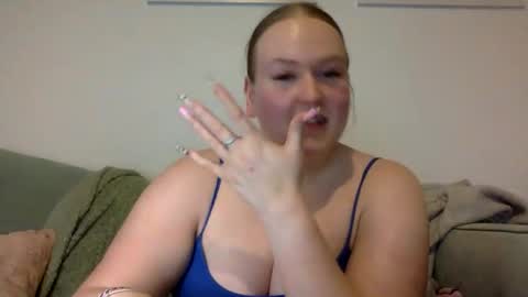 Grace Loves online show from April 15, 7:58 pm