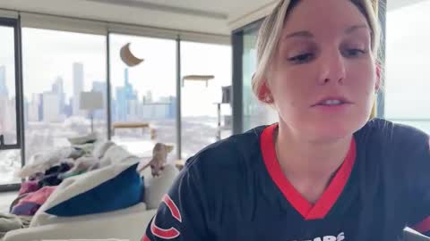 Gracie Mae online show from January 18, 8:40 pm