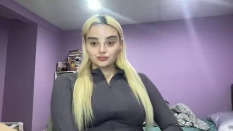 gracie online show from January 19, 3:05 am