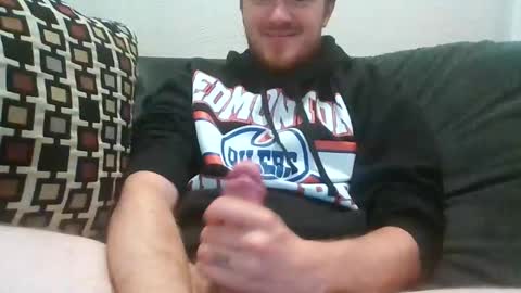 Snapshot of grad9003 chatting on October 22, 5:21 am grad9003 online show from October 22, 5:21 am
