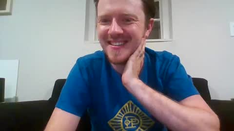 Snapshot of grad9003 chatting on October 10, 4:07 am grad9003 online show from October 10, 4:07 am