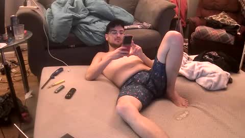 Get US to 1000 you wont be disapointed online show from April 28, 2:27 am