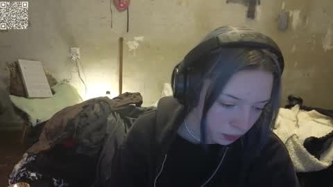 Snapshot of graylovescookies chatting on February 21, 4:05 pm graylovescookies online show from February 21, 4:05 pm