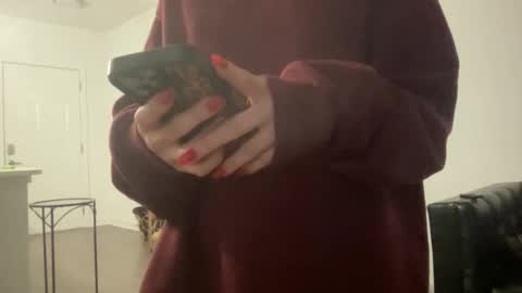 mila 3 online show from December 13, 11:17 pm