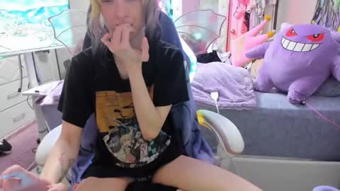 GreenEyedLovexo online show from January 6, 6:45 pm