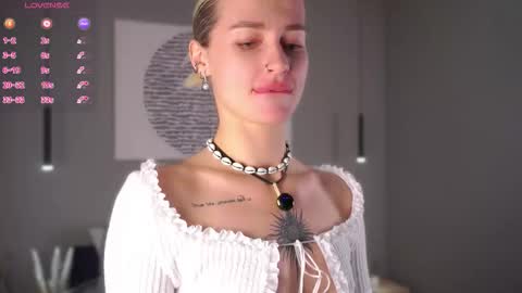 Kelly online show from February 12, 1:47 pm