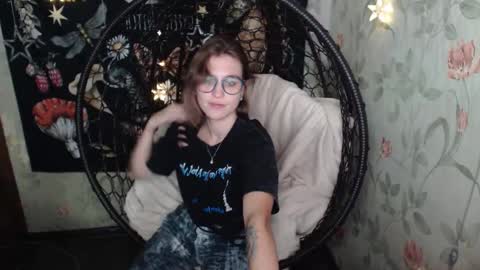 Lina online show from September 25, 12:23 pm