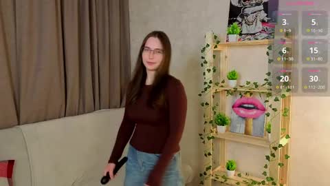 Cutie Ellie online show from May 15, 6:37 pm