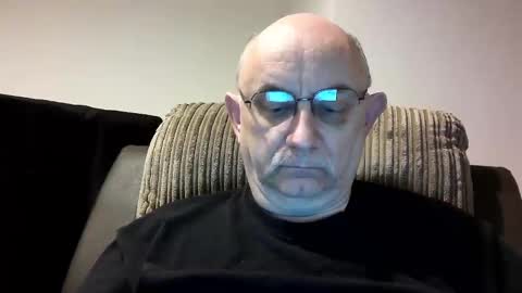 Snapshot of grey_dom chatting on December 8, 11:57 am Master  Sir online show from December 8, 11:57 am