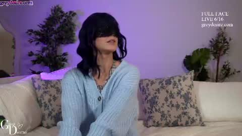       2 online show from June 15, 2:09 pm