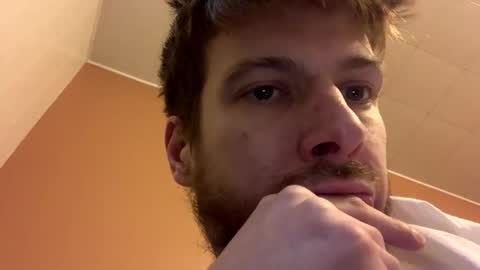 Perfectlyaveragesavage online show from January 31, 11:24 pm