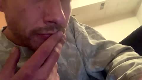 Perfectlyaveragesavage online show from April 9, 2:15 am