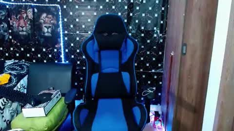 griego01 online show from October 8, 12:40 am