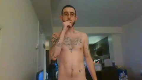 Snapshot of gringoloco253783 chatting on January 3, 12:43 am certifiedloverboy online show from January 3, 12:43 am