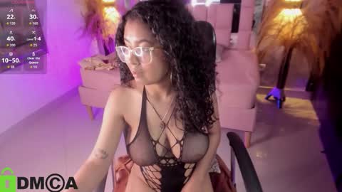    online show from November 5, 8:11 pm