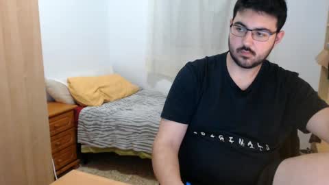 Snapshot of gsendra chatting on January 12, 4:29 pm gsendra online show from January 12, 4:29 pm