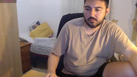 Snapshot of gsendra chatting on February 21, 9:32 pm gsendra online show from February 21, 9:32 pm