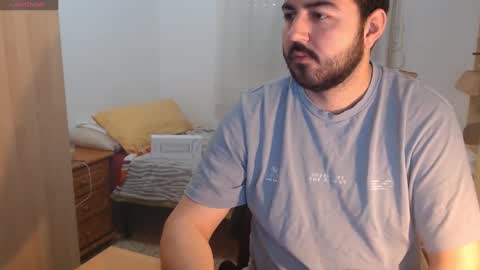 Snapshot of gsendra chatting on February 6, 10:14 am gsendra online show from February 6, 10:14 am