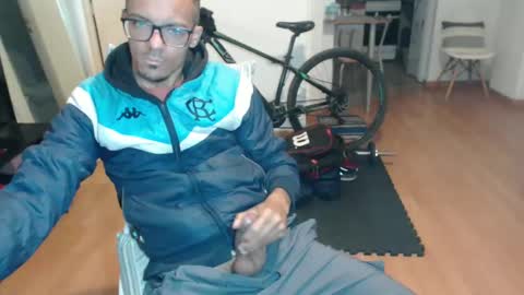 guachin_new online show from October 26, 11:33 am