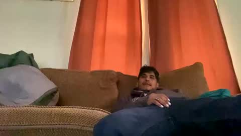 Snapshot of guerra938644 chatting on February 21, 10:04 pm BulgeAddiction online show from February 21, 10:04 pm