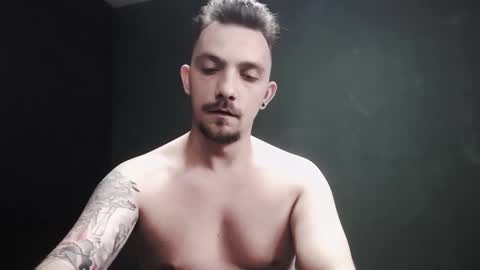 GuessWhatBitch online show from October 8, 8:20 am