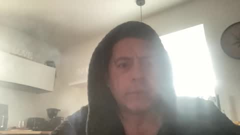 Snapshot of guil0 chatting on September 23, 10:53 am guil0 online show from September 23, 10:53 am