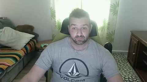 guillaume666286050 online show from April 30, 11:26 am