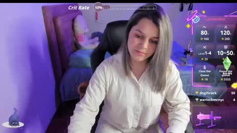 Snapshot of guinivere_blake chatting on September 28, 5:05 am Hello Im Julieta Im 25 years old welcome to my room have fun and be happy. online show from September 28, 5:05 am