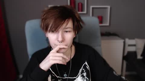 guitarandangell online show from November 19, 5:18 am