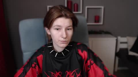 guitarandangell online show from December 15, 3:52 pm