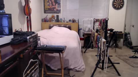 Mario online show from October 8, 12:33 pm