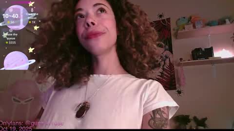 Kylie online show from October 19, 4:11 pm