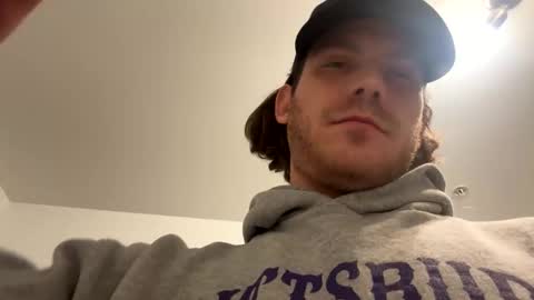 guwop95 online show from November 17, 9:56 am