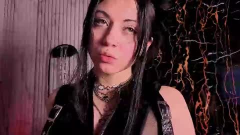 Miss online show from September 15, 3:02 pm