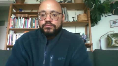 Snapshot of guy_wood15 chatting on October 21, 10:09 am guy_wood15 online show from October 21, 10:09 am