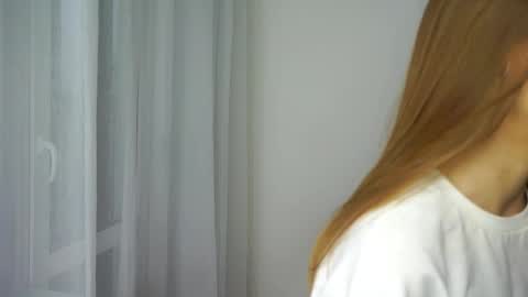 Kira  online show from December 19, 7:59 am