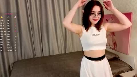 Snapshot of gwendolyndrews chatting on September 24, 1:12 am Lisa online show from September 24, 1:12 am