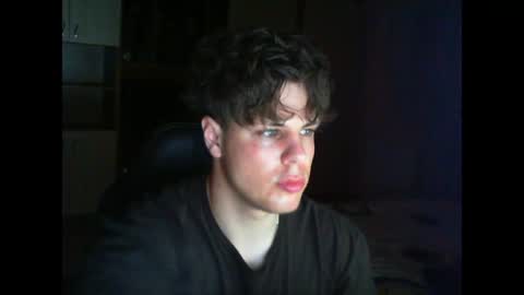 gymguy0505 online show from April 26, 9:23 pm