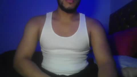 Snapshot of h0tboykoko chatting on December 29, 8:37 pm koko online show from December 29, 8:37 pm