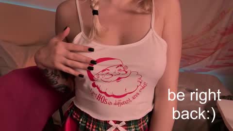 Lana online show from February 15, 7:17 pm