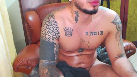 Snapshot of hades_carter chatting on December 21, 9:44 am Hades online show from December 21, 9:44 am